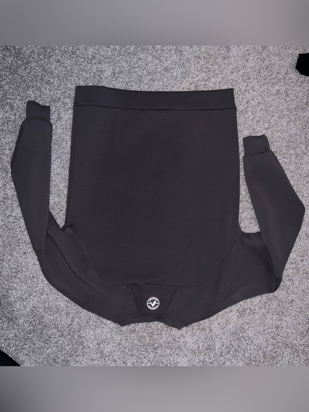 Alphalete Black Embossed Logo Crewneck - Picture 3 of 3